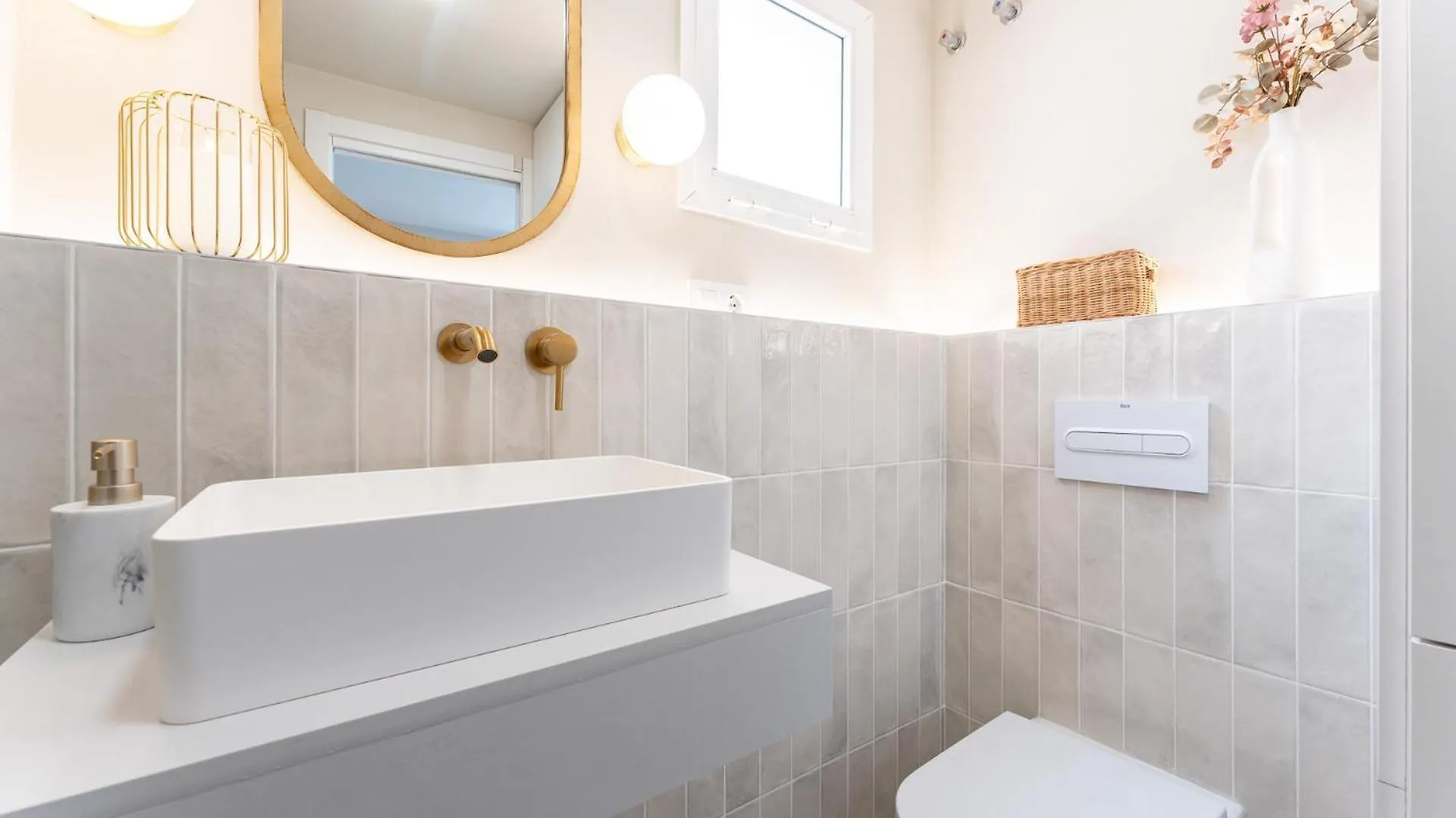 Apartamento Trinidad By Carohomes Málaga